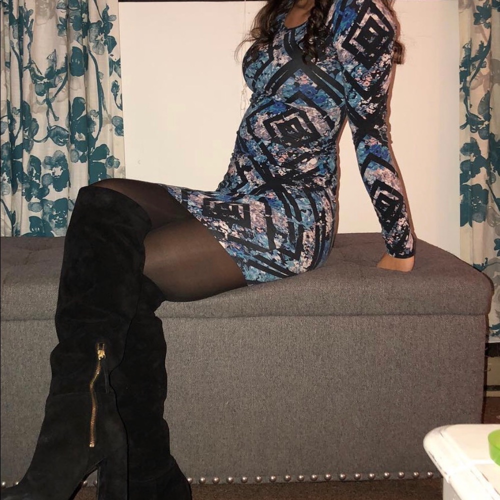 Black body-con dress